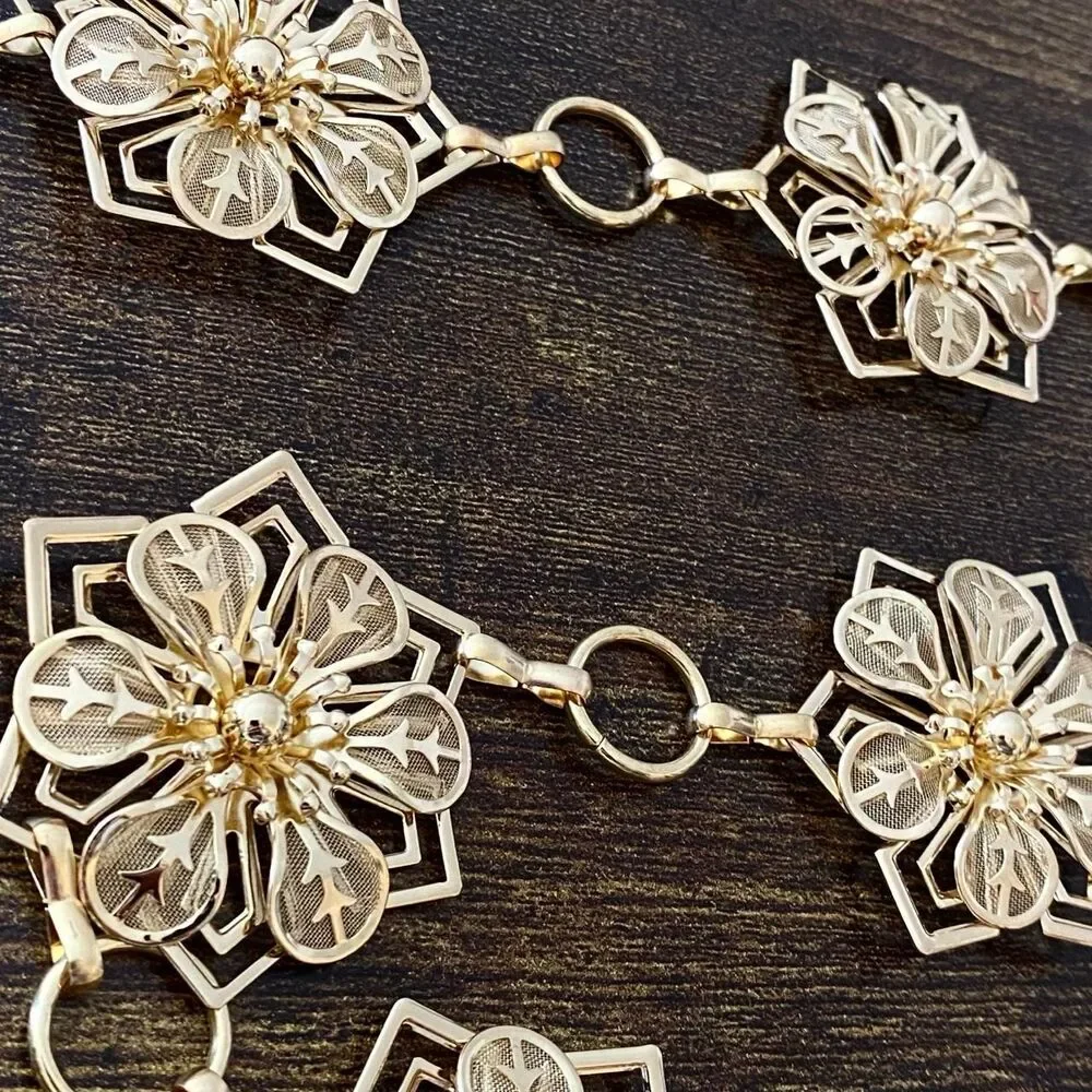 Gold Y2K Star Flower Open Ring Waist Chain Belt, Fits 23-41 Inches, X7GA1357